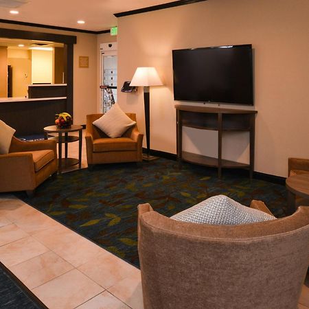 Candlewood Suites Boise - Towne Square By Ihg Exteriör bild