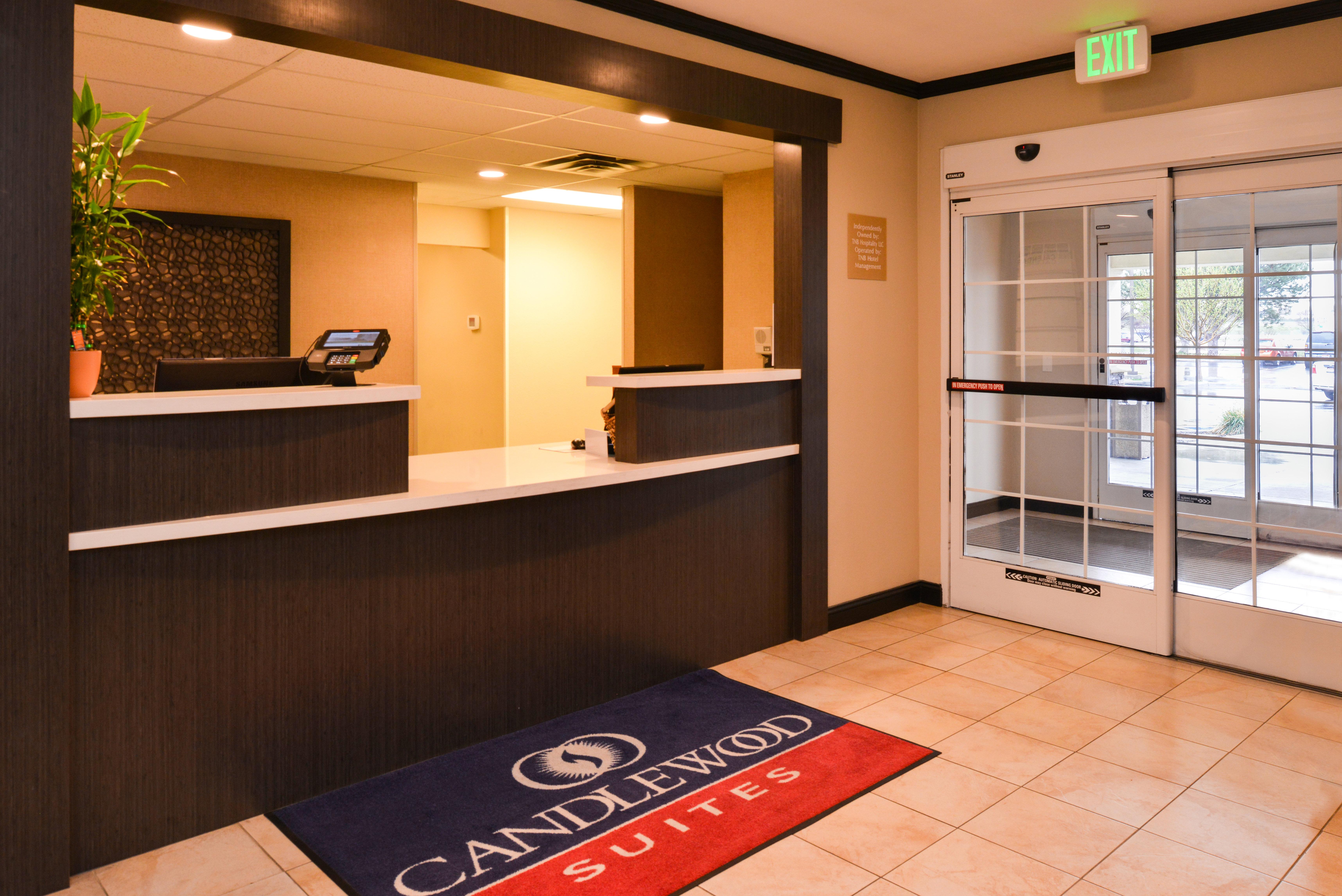 Candlewood Suites Boise - Towne Square By Ihg Exteriör bild