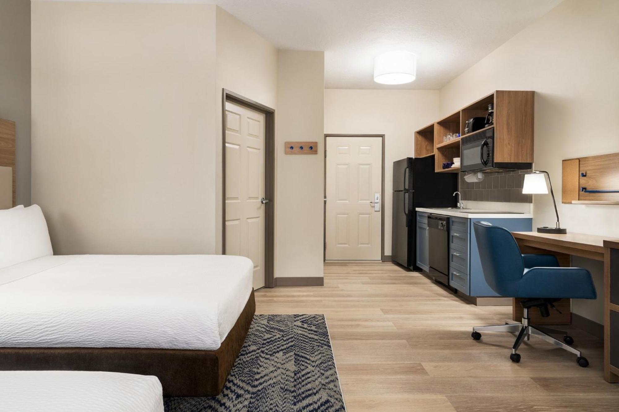Candlewood Suites Boise - Towne Square By Ihg Exteriör bild